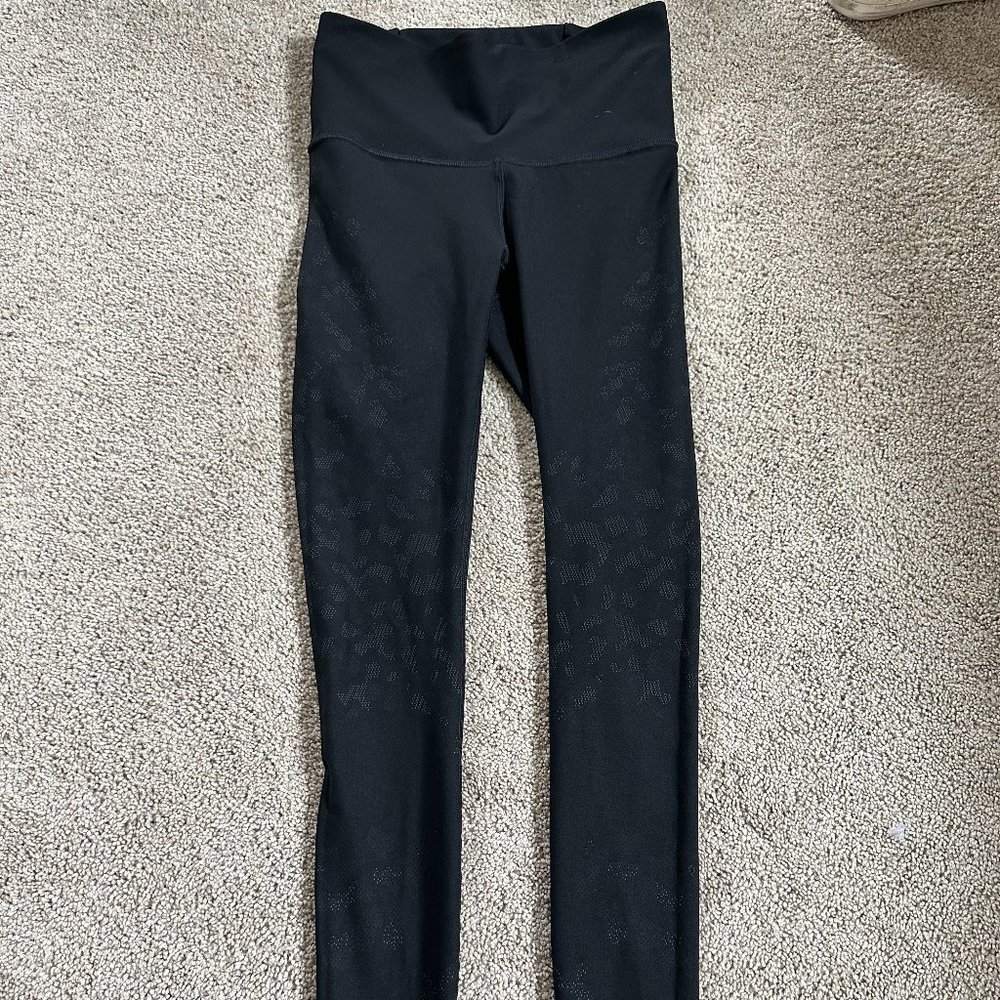 Lululemon black with pattern leggings